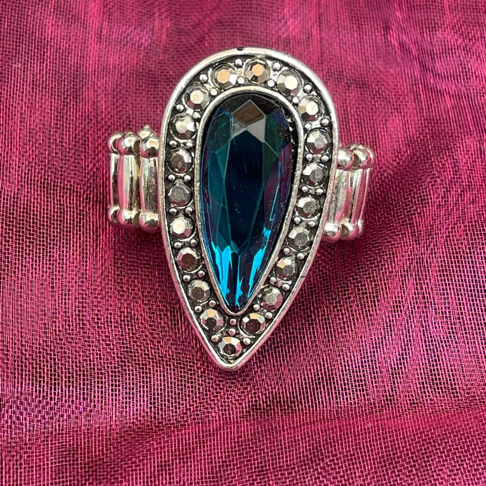Paparazzi ring